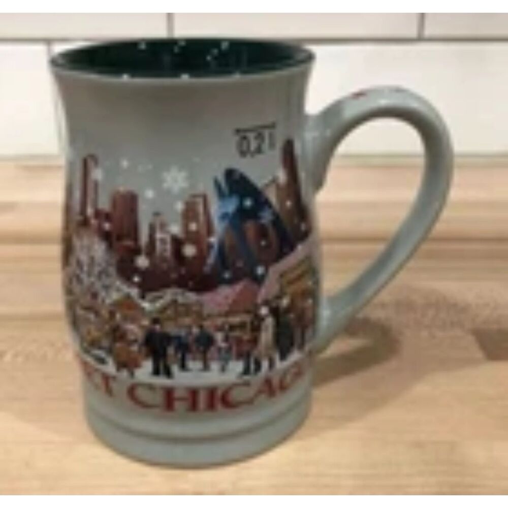 Chicago 2014 Christkindlmarket Christmas Mug Cup Gray Green Santa Christkindl